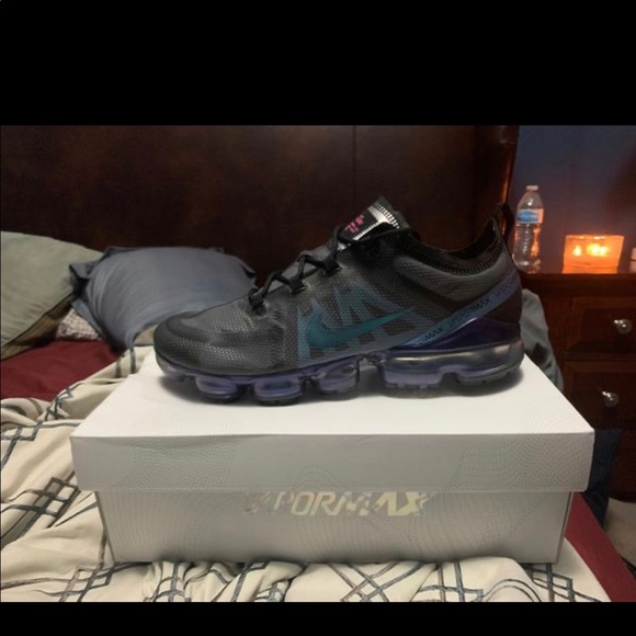 Nike Air Vapormax 2019 size 10.5 - Picture 2 of 8